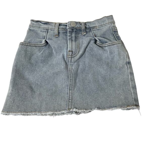Gianni Bini Girls Raw Hem Stretchy Mini Denim Light Wash Skirt Size 5 - Picture 1 of 5
